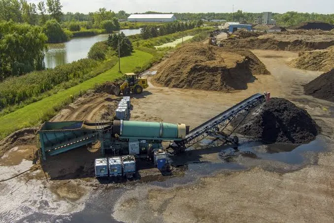 How Is Mulch Made by gen lawn